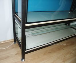 Solidny regał stalowy pod akwaria